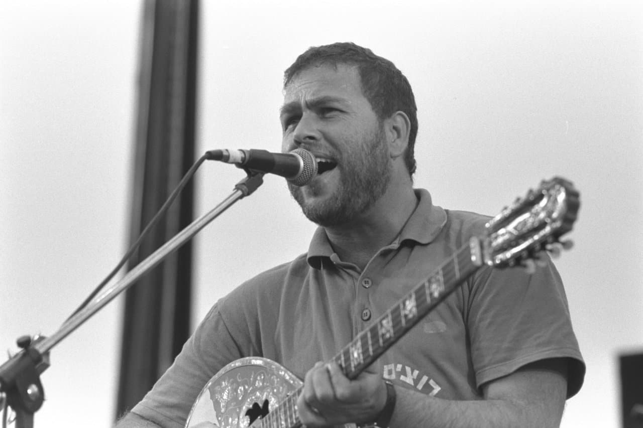 Der israelische Sänger Yehuda Poliker