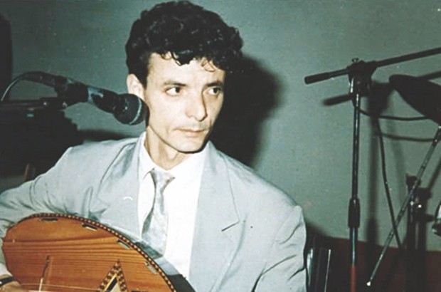Der algerische Sänger Kamel Messaoudi
